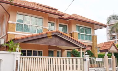 For rent and for sale 4 bedrooms house in Bang Lamung, Chonburi