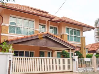 À louer et à vendre 4 chambres maison à Bang Lamung, Chonburi