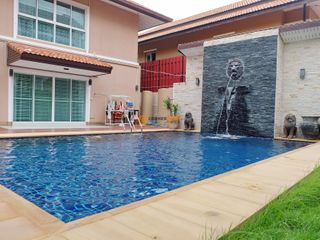 À louer et à vendre 4 chambres maison à Bang Lamung, Chonburi