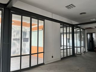 For rent retail Space in Khlong Toei, Bangkok