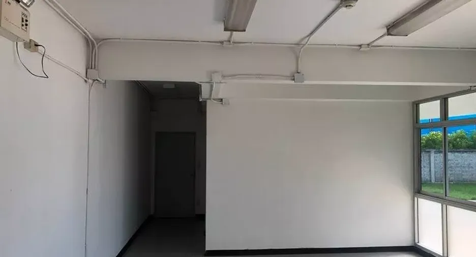 For rent warehouse in Mueang Chon Buri, Chonburi