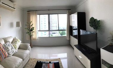 For rent 2 bed condo in Huai Khwang, Bangkok