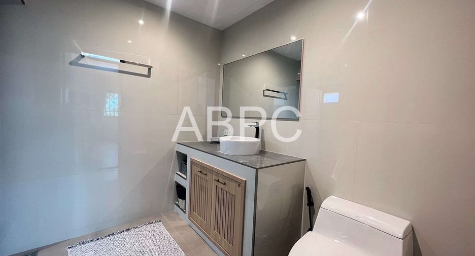 For rent 2 bed house in Nikhom Phatthana, Rayong