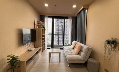 For rent 2 Beds condo in Huai Khwang, Bangkok