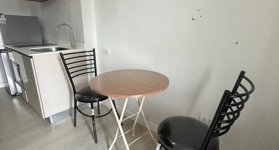 For sale 1 bed condo in Watthana, Bangkok