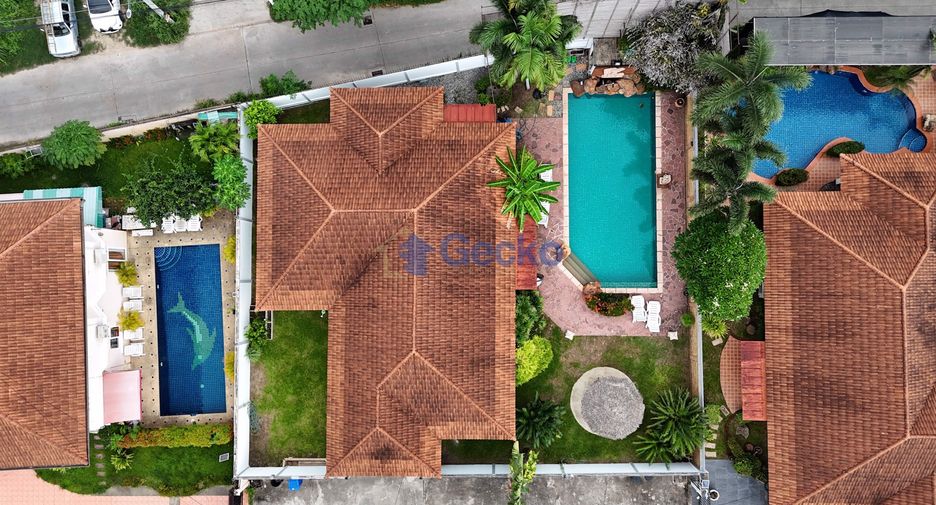 For sale 4 bed house in East Pattaya, Pattaya