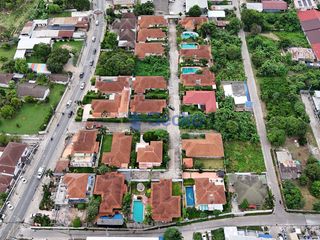 For rent and for sale 4 bed house in East Pattaya, Pattaya