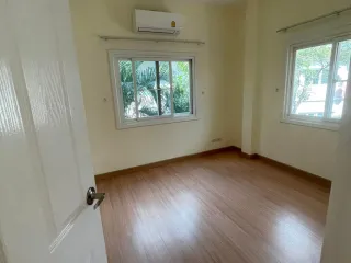 For sale 3 bed house in San Kamphaeng, Chiang Mai