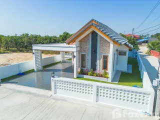 For sale 3 bed house in Saraphi, Chiang Mai