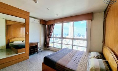 For rent 2 bed condo in Ratchathewi, Bangkok