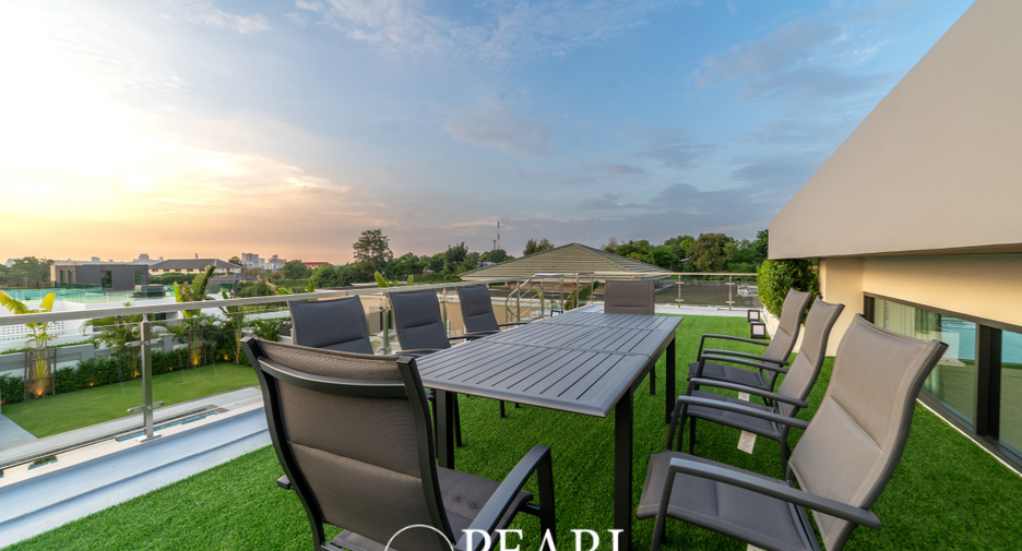 For sale 6 bed villa in Bang Lamung, Chonburi