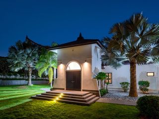 For sale 5 bed villa in Hua Hin, Prachuap Khiri Khan