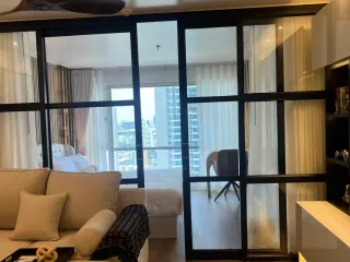 For rent and for sale 1 bed condo in Watthana, Bangkok