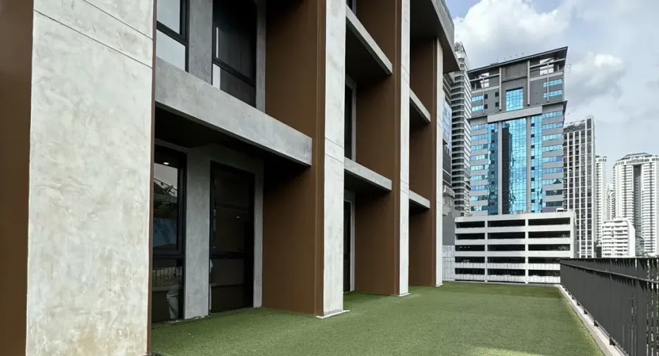 For rent and for sale 3 bedrooms condo in Sathon, Bangkok