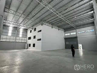 Lagerhaus zur Miete in Bang Phli, Samut Prakan