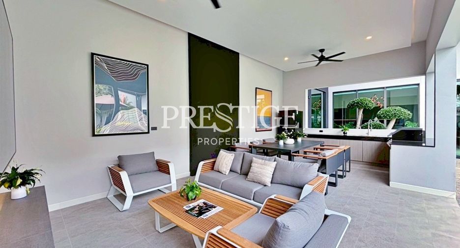 Casa en venta de 6 habitaciones en Bang Lamung, Chonburi