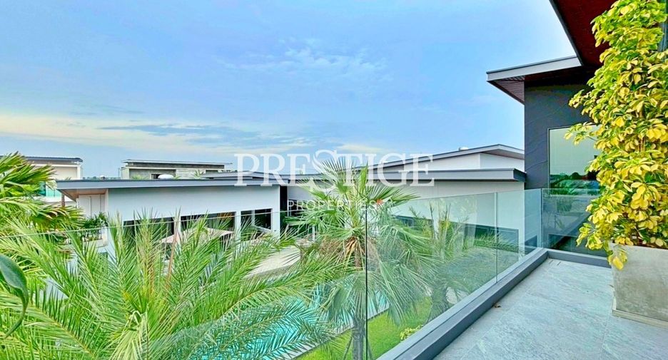 Casa en venta de 6 habitaciones en Bang Lamung, Chonburi