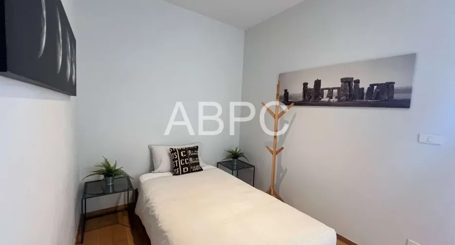 For rent and for sale 2 bedrooms condo in Bang Saray, Pattaya