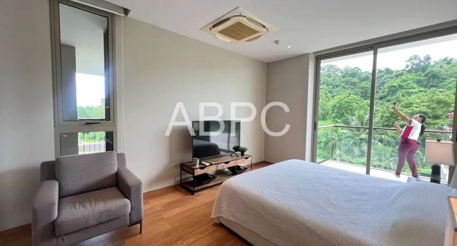 À louer et à vendre 2 chambres condo à Bang Saray, Pattaya
