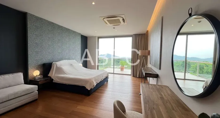 À louer et à vendre 2 chambres condo à Bang Saray, Pattaya
