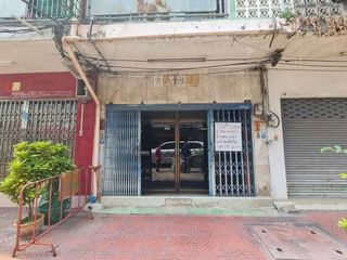 For sale 3 bed retail Space in Pom Prap Sattru Phai, Bangkok