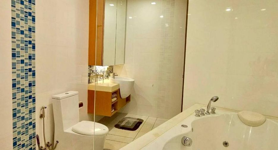 For sale 2 bedrooms condo in Bang Lamung, Chonburi