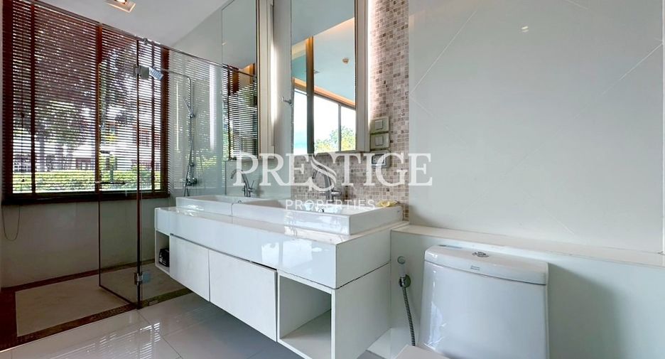 For rent 3 bedrooms condo in Bang Lamung, Chonburi