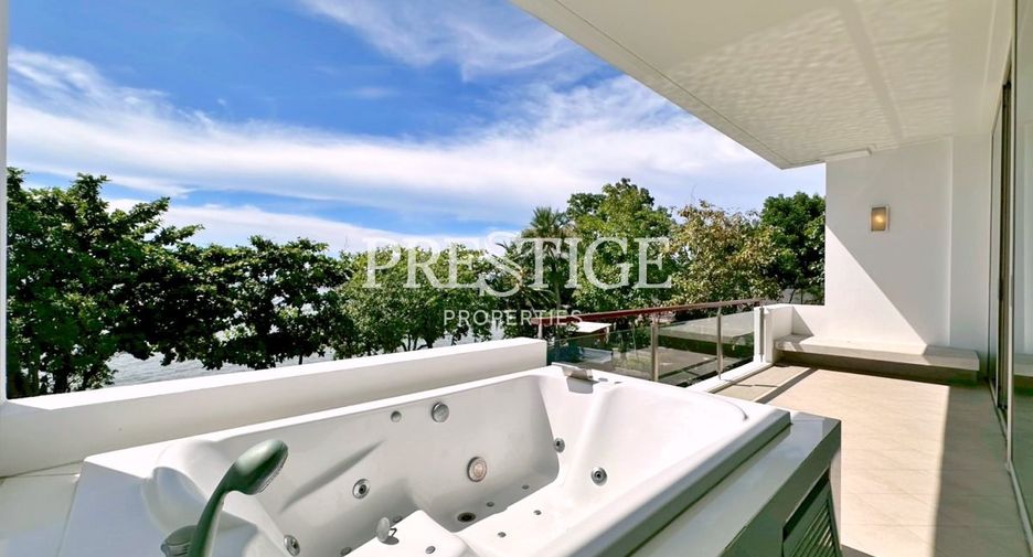 For rent 3 bedrooms condo in Bang Lamung, Chonburi