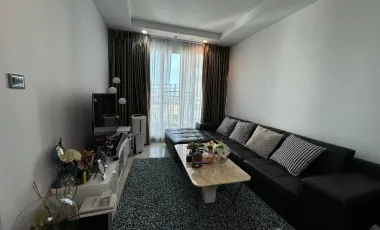 For rent 2 bed condo in Huai Khwang, Bangkok