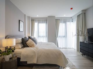 For sale 3 bed condo in Huai Khwang, Bangkok