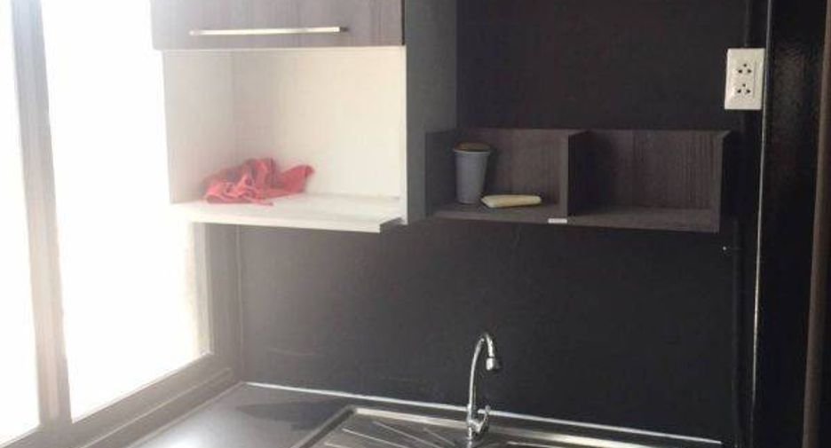 For sale 3 bed condo in Huai Khwang, Bangkok