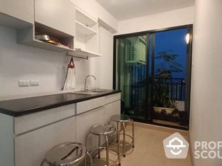 For sale 3 bed condo in Thon Buri, Bangkok
