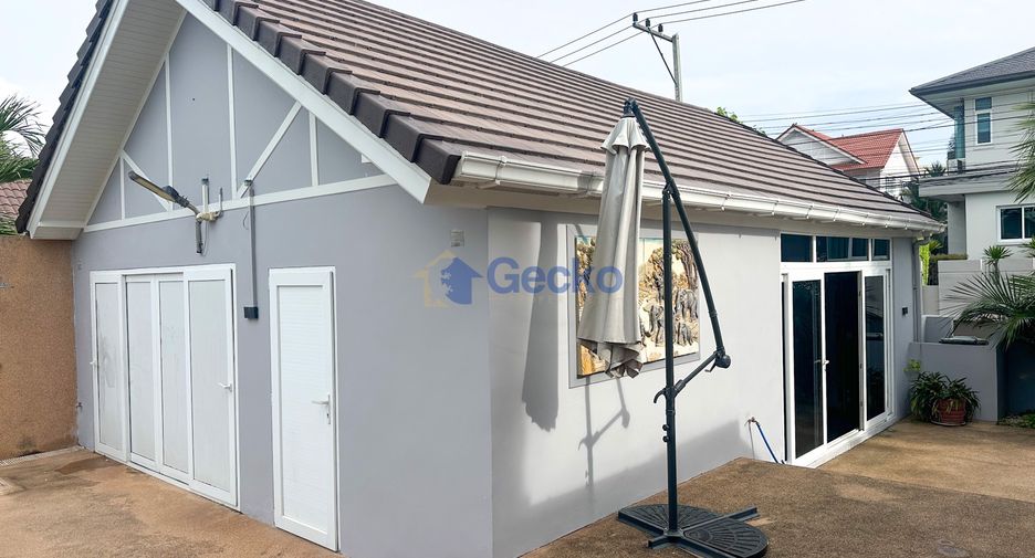 For sale and for rent 6 bed house in Bang Lamung, Chonburi