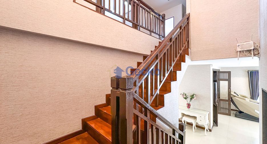 For sale and for rent 6 bed house in Bang Lamung, Chonburi