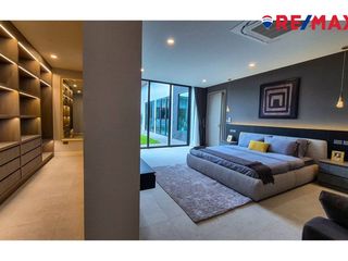 Haus zum Kauf mit 5 Zimmer in Bang Lamung, Chonburi