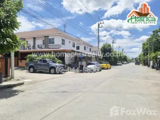 For sale 3 bed townhouse in Lam Luk Ka, Pathum Thani