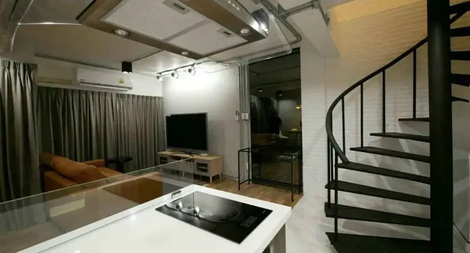 For rent 2 bedrooms condo in Watthana, Bangkok