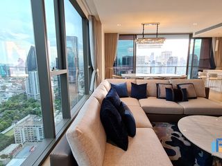 Wohnung zur Miete mit 3 Zimmer in Khlong Toei, Bangkok