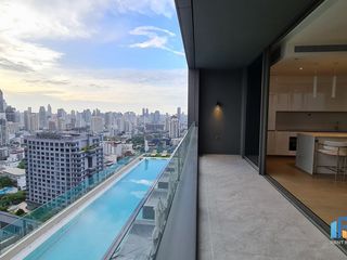 Wohnung zur Miete mit 3 Zimmer in Khlong Toei, Bangkok