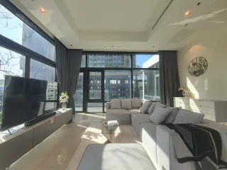 For rent 3 bedrooms condo in Watthana, Bangkok