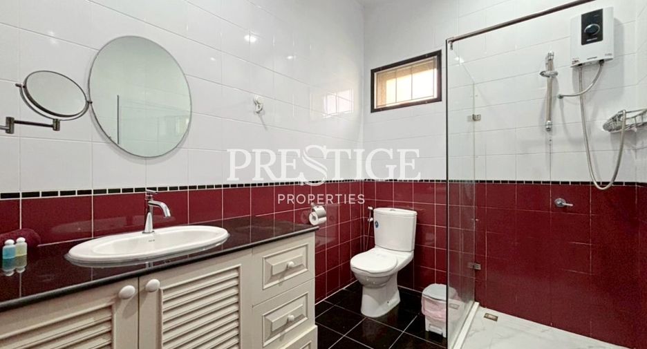 For sale 7 bedrooms house in Bang Lamung, Chonburi