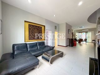 For sale 7 bed house in South Pattaya, Pattaya