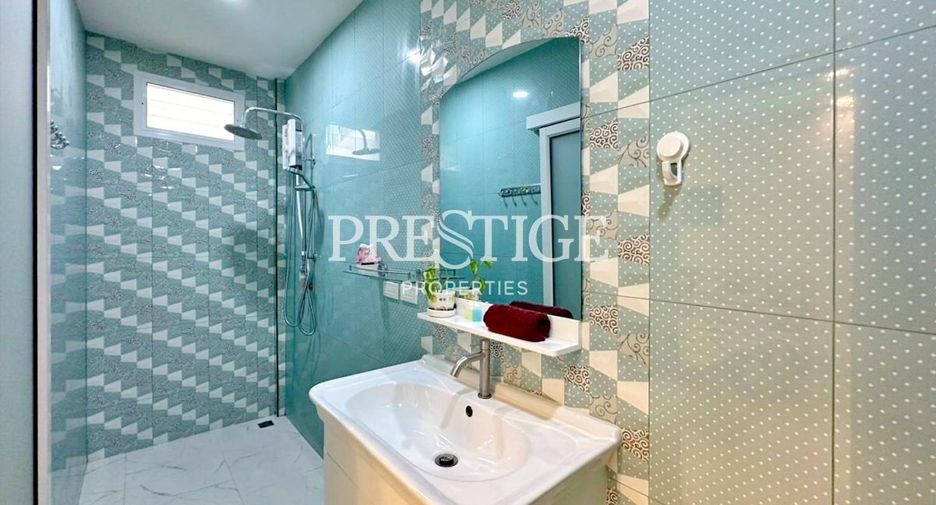For sale 7 bedrooms house in Bang Lamung, Chonburi
