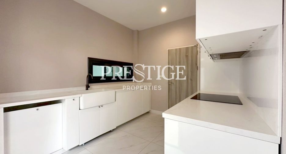 Haus zum Kauf mit 4 Zimmer in Bang Lamung, Chonburi