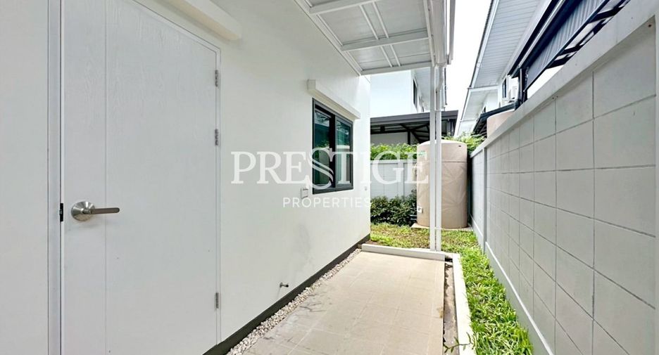 Haus zum Kauf mit 4 Zimmer in Bang Lamung, Chonburi