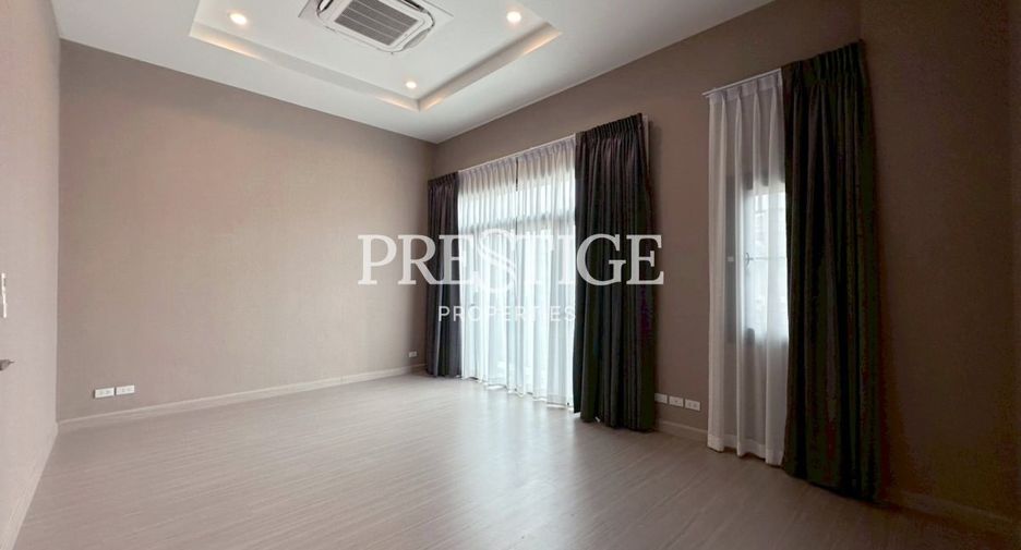 Haus zum Kauf mit 4 Zimmer in Bang Lamung, Chonburi