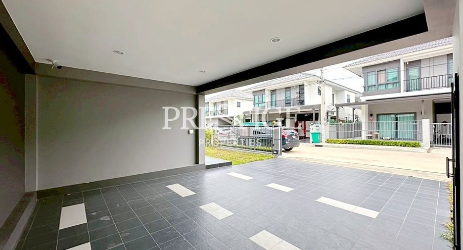 Haus zum Kauf mit 4 Zimmer in Bang Lamung, Chonburi