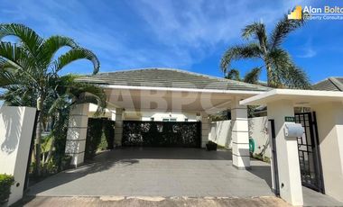 À vendre 4 chambres maison à Bang Lamung, Chonburi