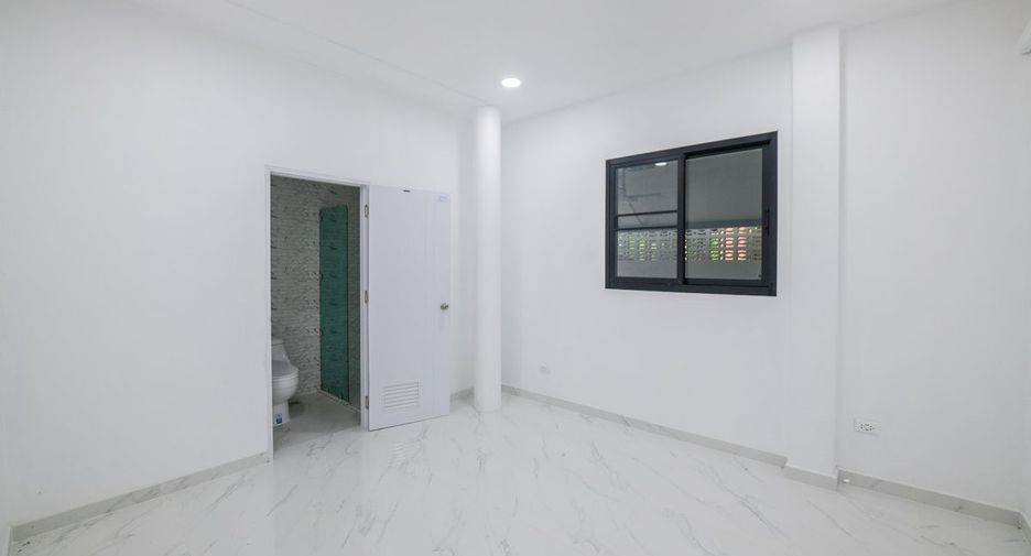 出售 4 卧室 独立屋 在 Bang Lamung, Chon Buri