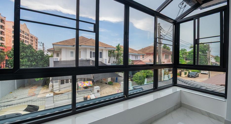 出售 4 卧室 独立屋 在 Bang Lamung, Chon Buri